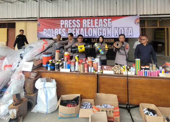 Razia saat Syawalan, Polres Pekalongan Kota Sita 684 Petasan dan 76 Balon Udara Liar