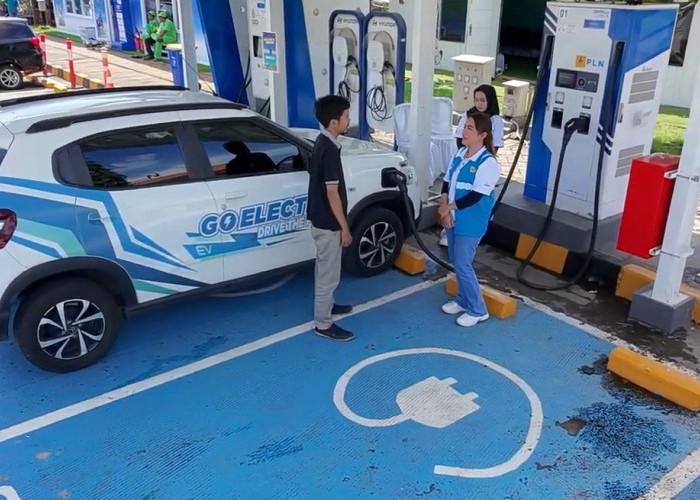 SPKLU Rest Area KM 379 A Batang Jadi Primadona Pemudik Mobil Listrik Saat Idul Fitri 2026