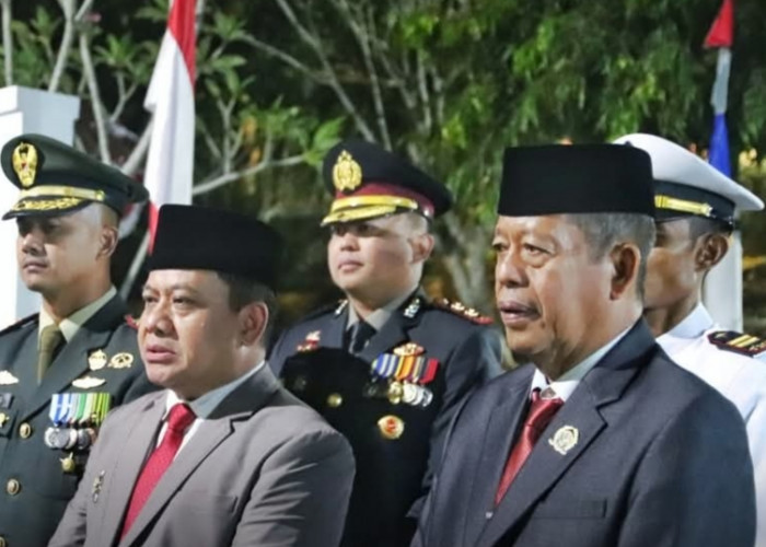 Ketua DPRD Abdul Munir Hadiri Renungan Suci, Kenang Pengorbanan Para Pahlawan