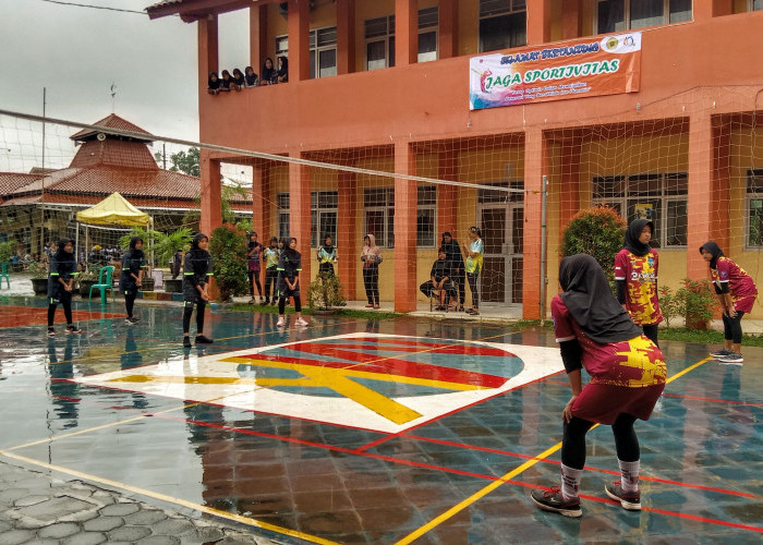 48 Tim Volly SMP/ MTs se- Pekalongan Batang Ikuti Kompetisi Volly SMK Muhammadiyah Kedungwuni
