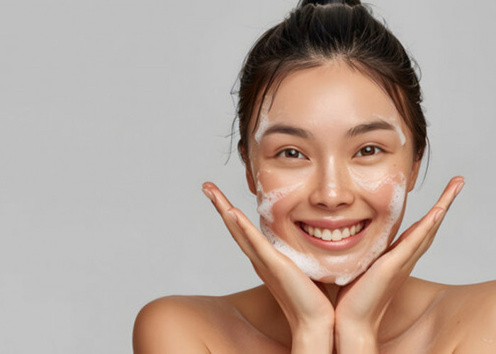 4 Sabun Cuci Muka Biar Putih dan Glowing yang Ada di Indomaret