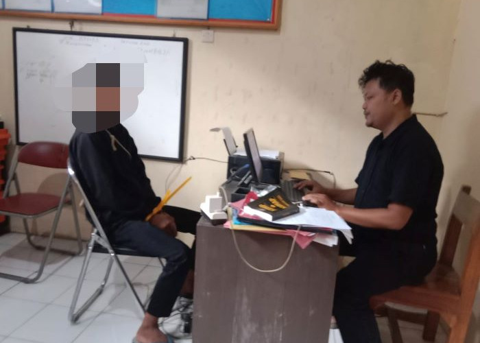 Polsek Paninggaran Ungkap Pencurian 59 Karung Getah Pinus di Hutan Perhutani, Mobil Pelaku Tabrak Pagar Rumah 