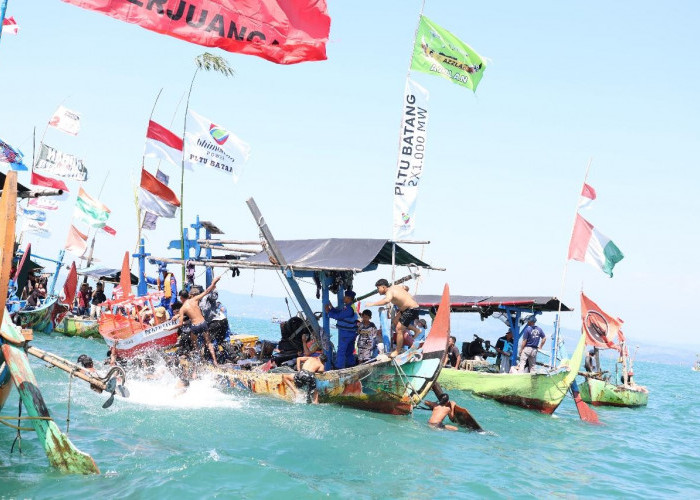 Perkuat Harmoni dengan Masyarakat Pesisir, PT BPI Dukung Pelestarian Tradisi Sedekah Laut Roban