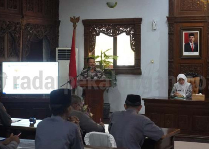 Batang Miliki WNA Tertinggi di Eks Karesidenan Pekalongan