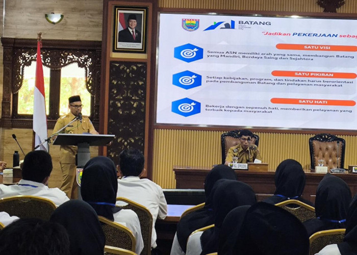 Bupati Batang Tekankan Pelayanan Solutif dan Kualitas SDM kepada PPPK Penuh Waktu