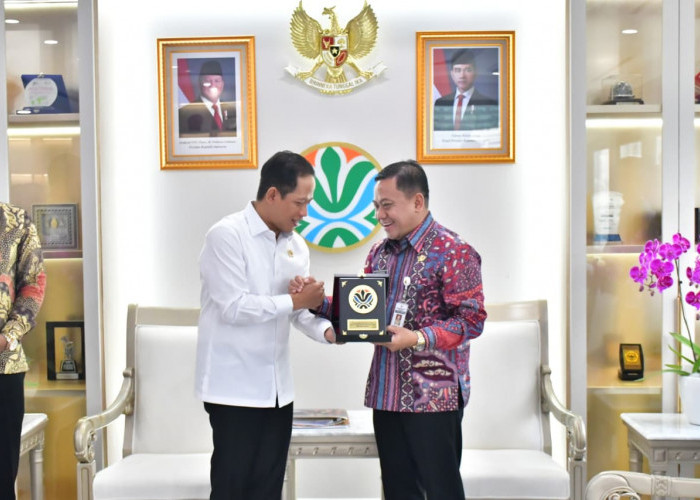 Plt Bupati Pekalongan Sukirman Dorong Proyek PSEL, Temui Menteri LH di Jakarta