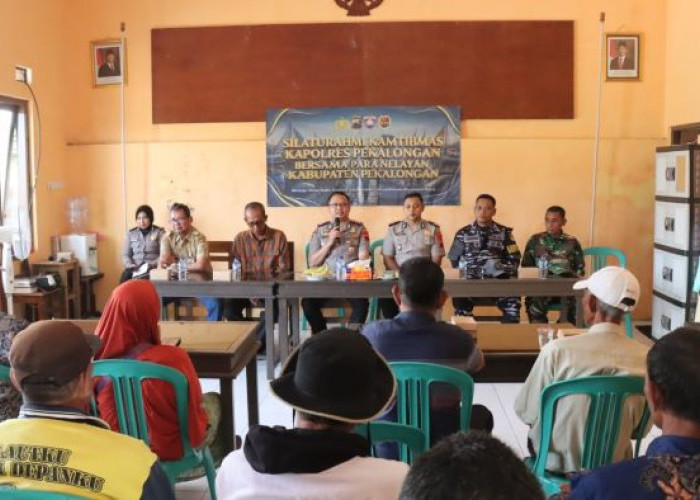 Nelayan Pekalongan Keluhkan Pembatasan Kuota BBM Bersubsidi, Curhat Dengan Kapolres Pekalongan