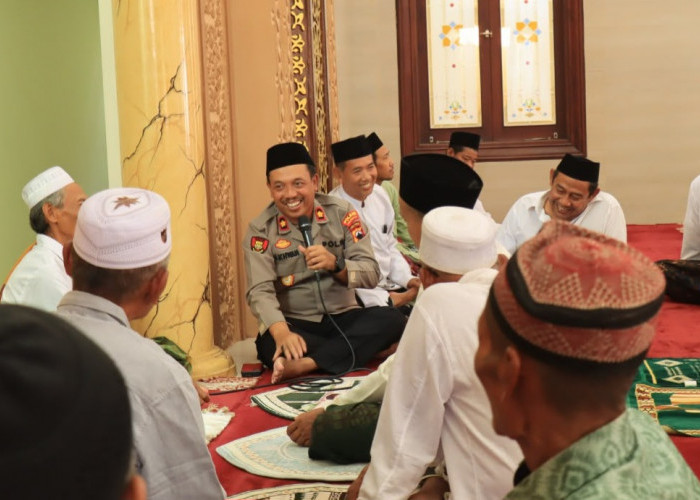 Safari Jumat, Wakapolres Pekalongan Kota Ingatkan Warga Waspada Curanmor hingga Penipuan Online