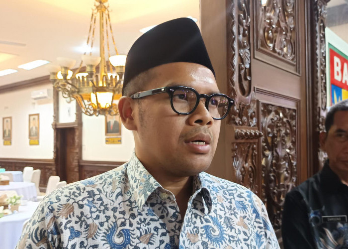 Kurangi Sampah Plastik, Bupati Batang Dorong OPD Gunakan Dispenser Air Minum