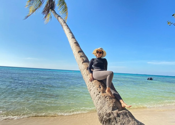 Dijamin Liburan Semakin Seru, Inilah 5 Pantai Pasir Putih di Jepara yang Wajib Kamu Kunjungi!