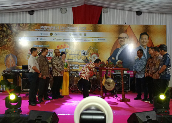 Batang Nusantara Expo 2025 Bidik Transaksi Rp2 Miliar, UMKM Tumpah di Jalan Veteran