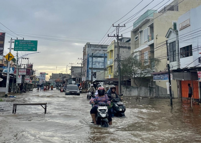 Musim Hujan Sudah Tiba, 3 Hal yang Harus Dihindari Ketika Berkendara di Musim Hujan!