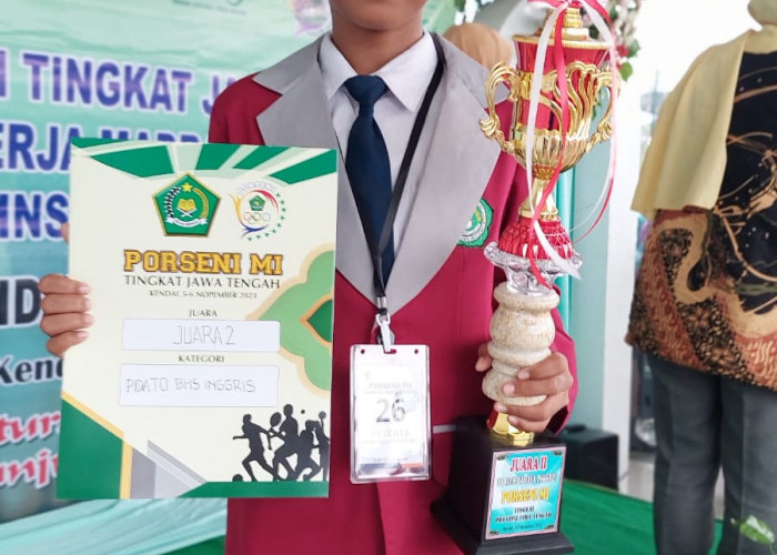 Keren! Siswa ini Juara 2 Pidato Bahasa Inggris Tingkat Jawa Tengah setelah Juara 1 Nasional Kaligrafi