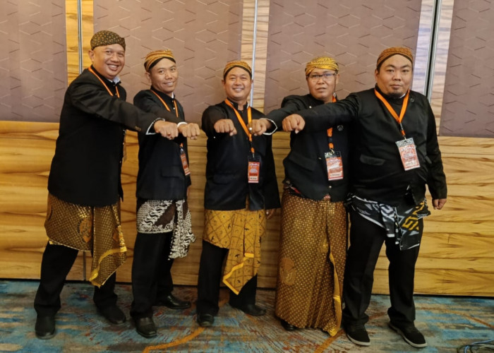 Sah Dilantik Bawaslu RI, Anggota Baru Bawaslu Batang Siap Kawal Pemilu 2024