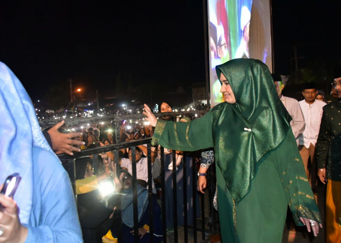 Bupati Fadia Arafiq Hadiri Resepsi Malam Puncak Peringatan Hari Santri 2023 di Kabupaten Pekalongan