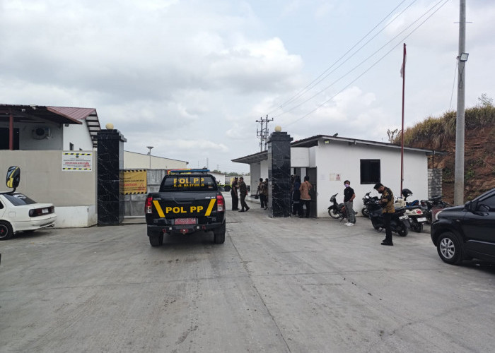 Disidak dan Ditegur, Pabrik Hebel PT IKN di Banyumas Masih Berproduksi