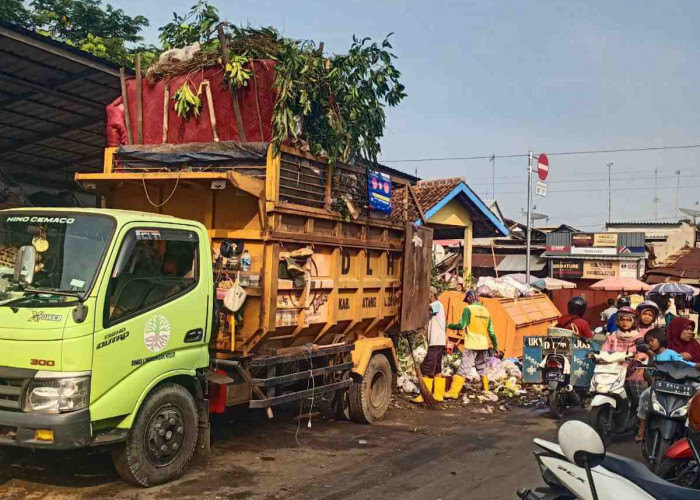 Volume Sampah Meningkat Saat Idul Fitri, DLH Terjunkan 100 Petugas Kebersihan
