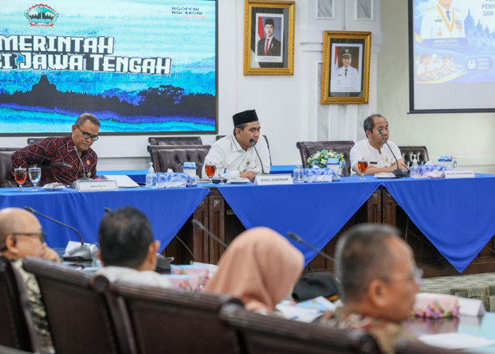 Wagub Jateng Minta SPPG Prioritaskan Telur Peternak Lokal untuk Program MBG