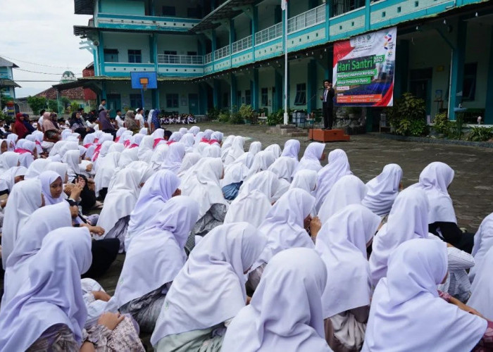 Santri Assalaam Pekalongan, Penjaga Merah Putih di Tengah Gemuruh Hari Santri
