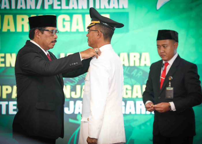 Pj Gubernur Jateng Lantik Muhammad Masrofi Jadi Pj Bupati Banjarnegara, Dituntut Lebih Inovatif  