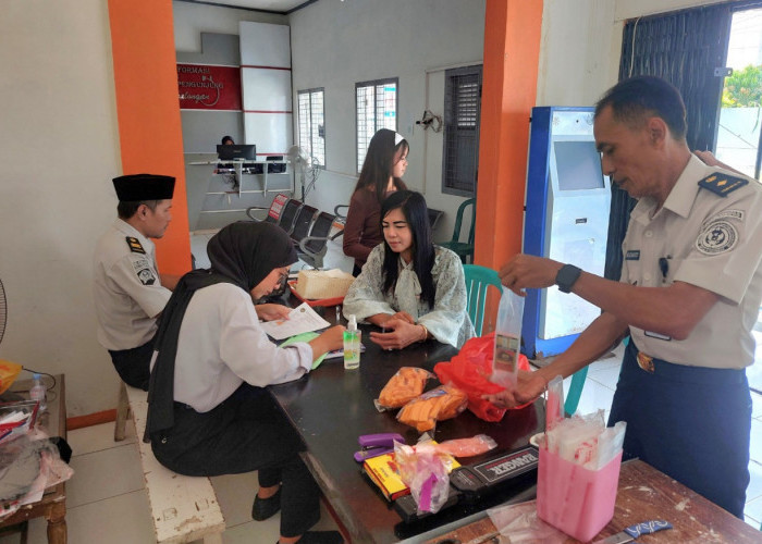 Hari Pertama Kunjungan Idulfitri 1447 H di Lapas Pekalongan, Total Pengunjung Mencapai 235 Orang