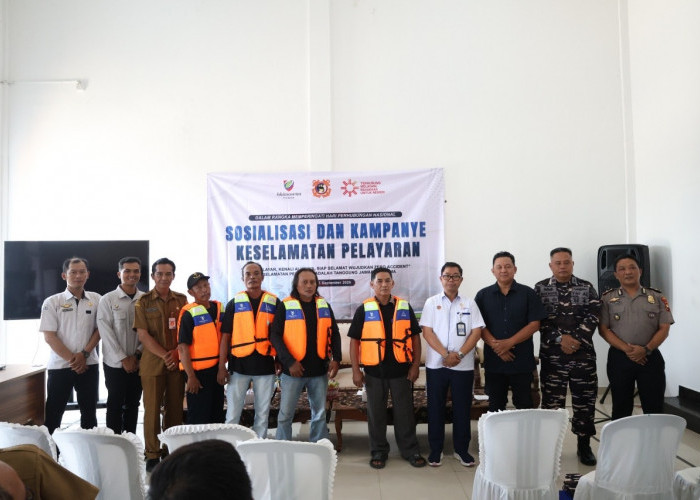 Tekan Risiko Kecelakaan Laut, Nelayan dan Operator Kapal di Batang Ikuti Edukasi Keselamatan Pelayaran