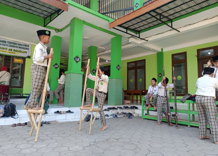 MPLS Tak Lagi Sekadar Pengenalan Sekolah, Siswa Diajak Main Gobak Sodor hingga Enggrang