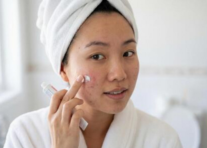 Top 4 Tinted Sunscreen Terbaik untuk Kulit Berminyak dan Berjerawat