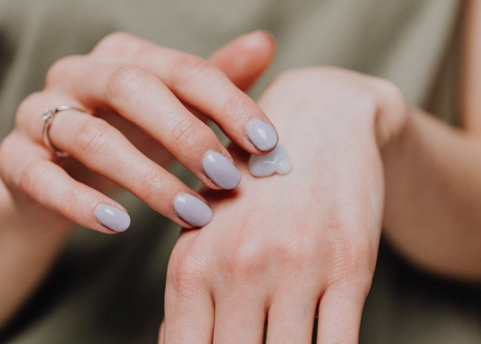 4 Pelembap Wardah untuk Lawan Flek Hitam dan Kerutan Tanda Penuaan