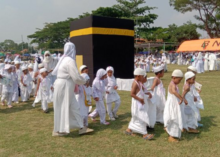 Kenalkan Rukun Islam Ke-5, 1100 Siswa PAUD Ikuti Manasik Haji