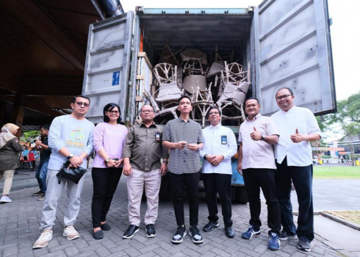Ganjar Wujudkan UMKM Jateng Go International, 380 Produk UMKM Solo Raya dikirim ke Perancis