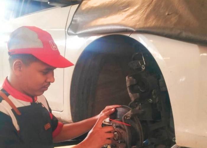 Ganti Oli hingga Cek Rem, Paket Perawatan Mobil Rp600 Ribu