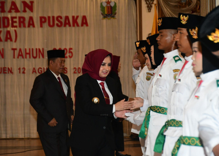 Bupati Fadia Kukuhkan Paskibraka Kabupaten Pekalongan 2025, Ajak Bertugas dengan Hati Bahagia