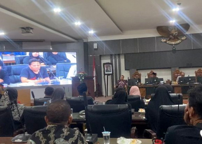 Aksi di Gedung Dewan, Nasabah BMT Mitra Umat Pekalongan Minta DPRD Bentuk Pansus