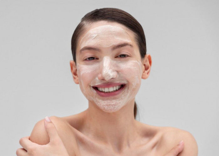 Breakout? Ini 4 Hal yang Harus Diperhatikan Saat Mencuci Muka Agar Hasilnya Optimal