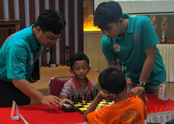 Siap Cetak Atlet Catur Berprestasi, Sekolah Catur Hadir di Pekalongan