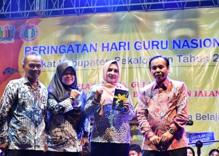33 Guru Berprestasi Dapat Anugerah Merdeka Belajar Kabupaten Pekalongan di Hari Guru Nasional 2023