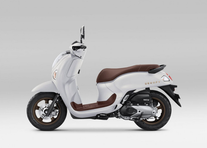 Skutik Retro New Honda Scoopy Kini Makin Stylish