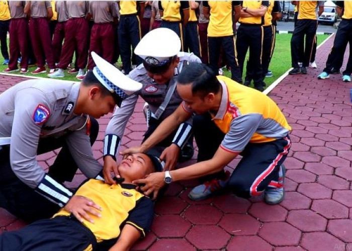 Personel Polres Pekalongan Dibekali Penanganan Pertama Korban Laka Lantas