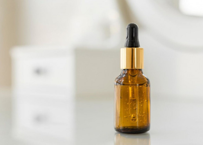 4 Merk Serum Penghilang Bekas Jerawat yang Bikin Wajah Glowing Cerah Merata 