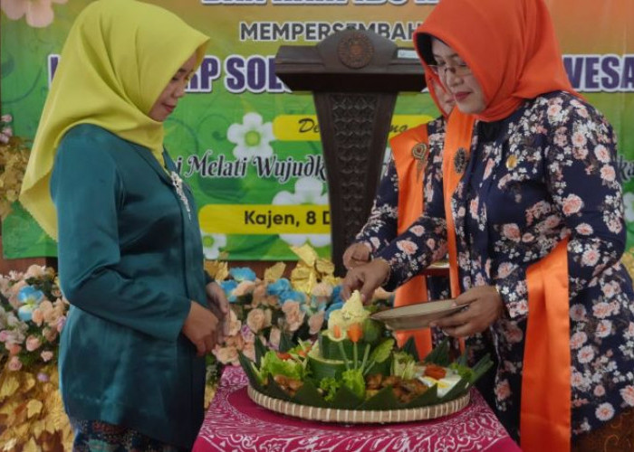 Hadiri HUT Ke-43 HARPI Melati dan Hari Ibu Ke-96, Ini Pesan Ketua TP PKK Kabupaten Pekalongan