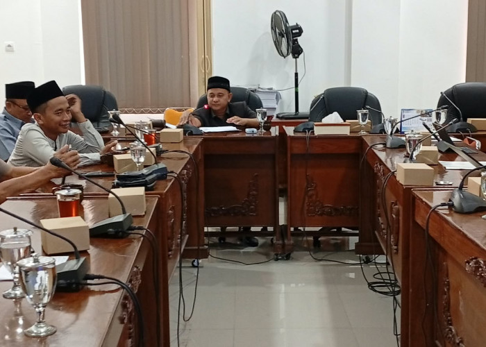Rapat Gabungan DPRD Kabupaten Pekalongan Bahas Desil dan UHC, Data Warga Dinilai Masih Bermasalah