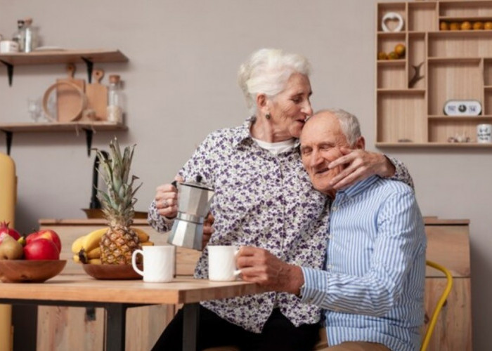 Mengandung Vitamin D, Inilah 8 Susu Kalsium untuk Tulang Orang Tua agar Tak Linu