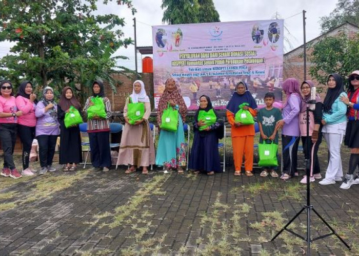 Komunitas Senam Peduli Perempuan Pekalongan Santuni Duafa dan Anak Yatim