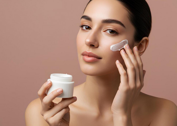 5 Rekomendasi Sunscreen untuk Usia 40 Tahun Keatas dan Harganya Murah di Kantong