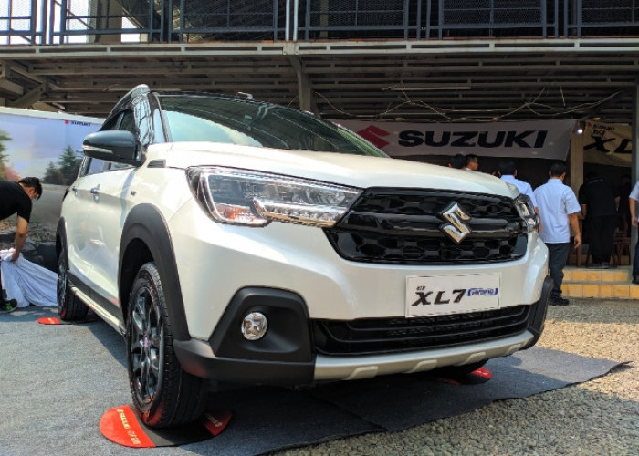 Mobil SUV Terbaru, Suzuki XL7 Hybrid Dibanderol Mulai Rp200 Jutaan