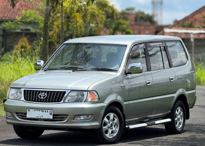 Toyota Kijang LGX Diesel Rival dari Isuzu Panther yang Masih Eksis Sampai Hari Ini, Harganya Lebih Murah!