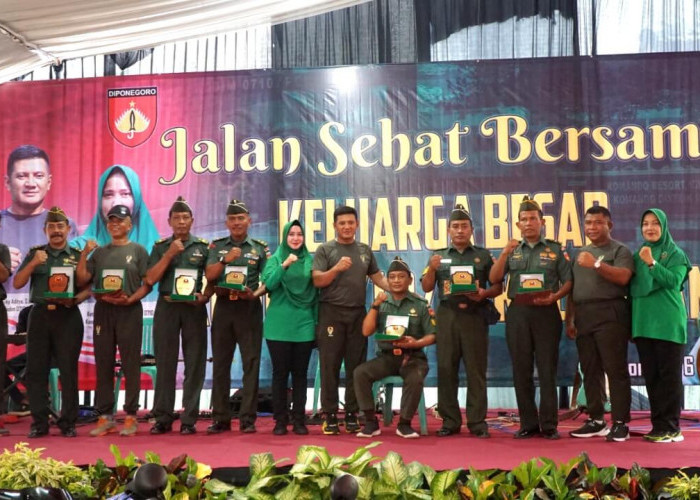 Jalan Sehat Bersama, Dandim Pekalongan Kembali Tekankan Netralitas TNI pada Pemilu 2024