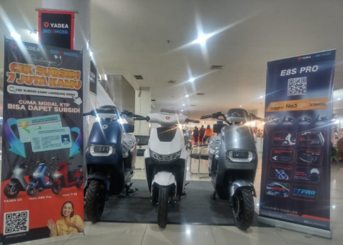 Motor Listrik Tebar Pesona di Pameran Mall Pekalongan