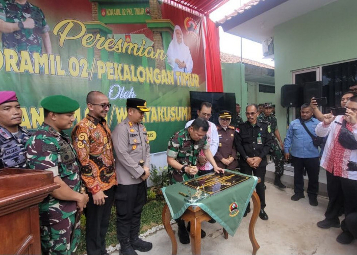 Danrem 071 Wijayakusuma Resmikan Renovasi Gedung Koramil 02 Pekalongan Timur